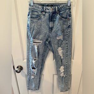 Wild Fable Highest Rise Mom Jean Size 2